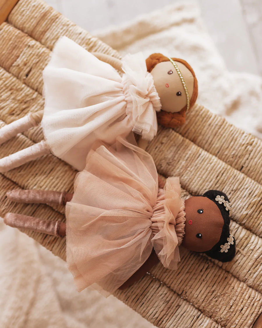 Dolly Lillie Toots