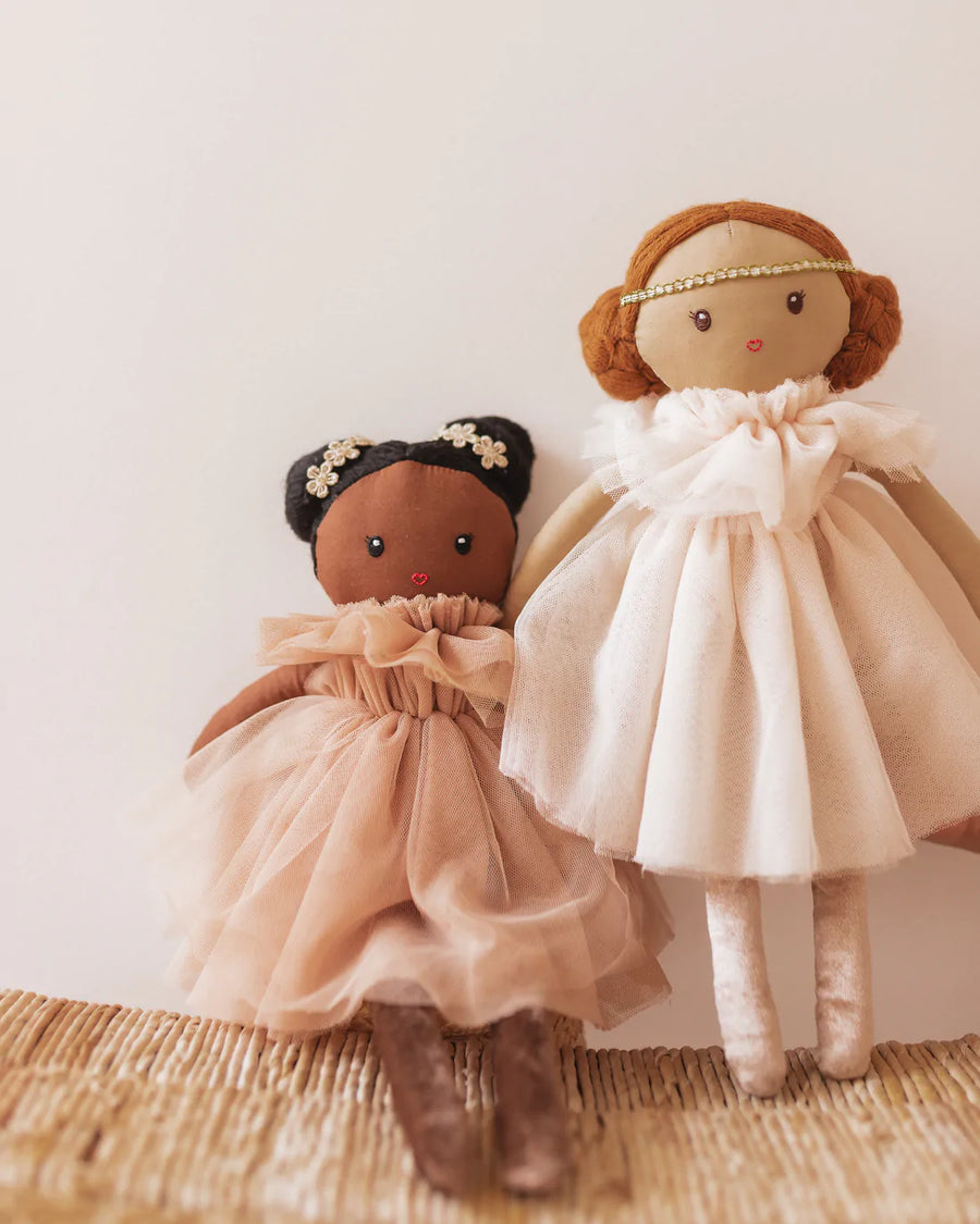 Dolly Lillie Toots