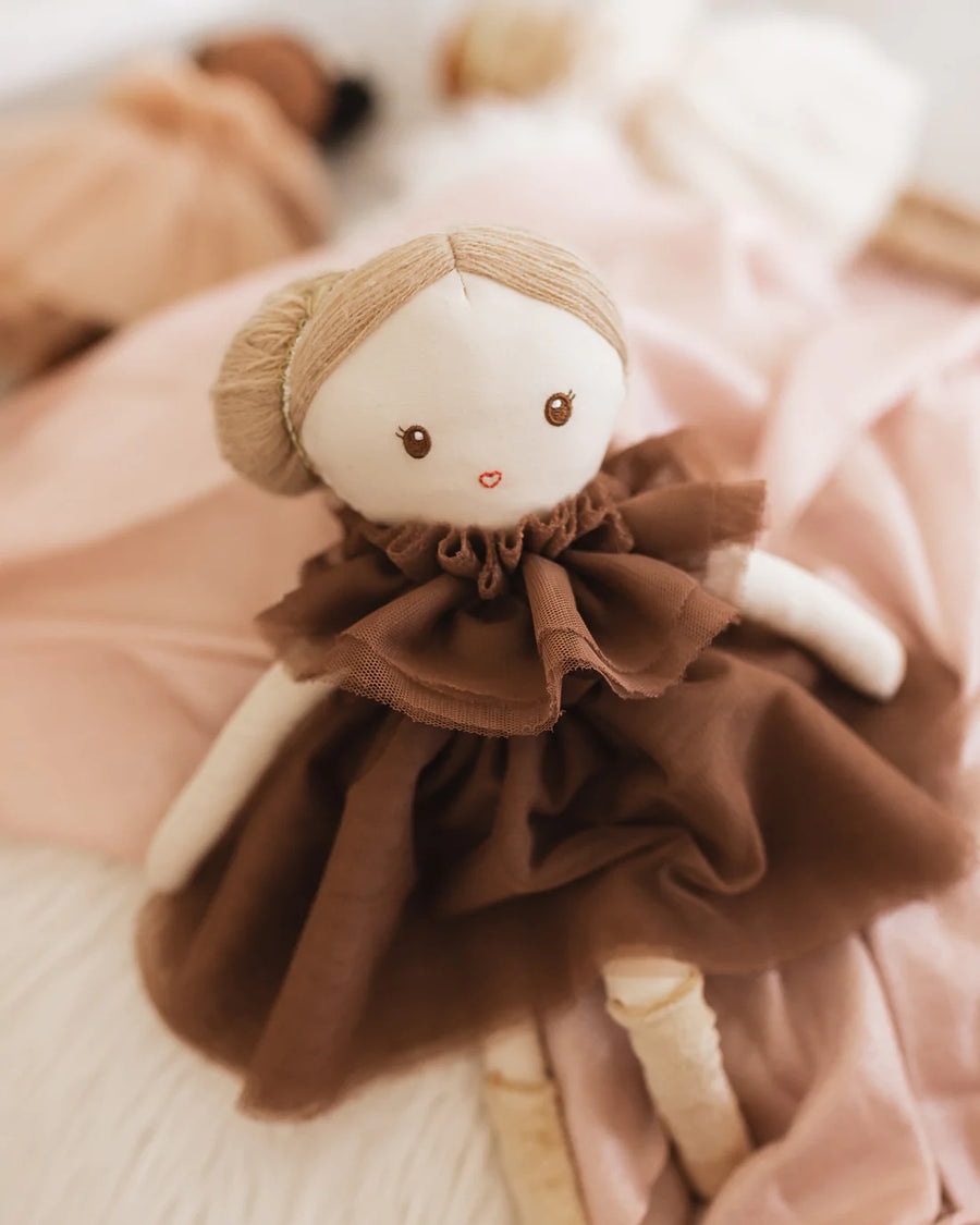 Dolly Maggie Lu