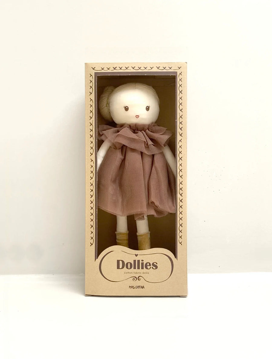 Dolly Maggie Lu